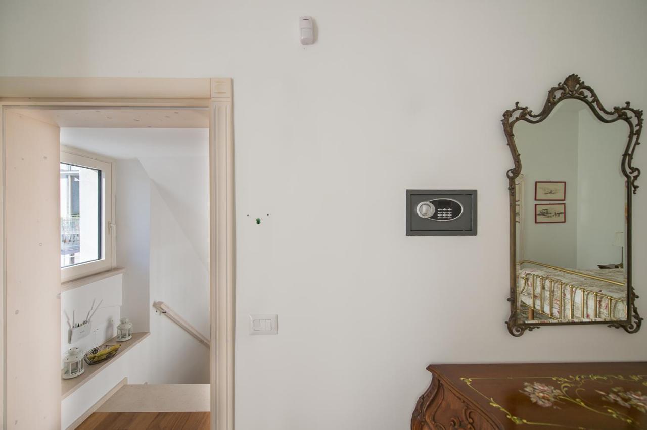 Ai Cappuccini Guest House Noicàttaro Buitenkant foto