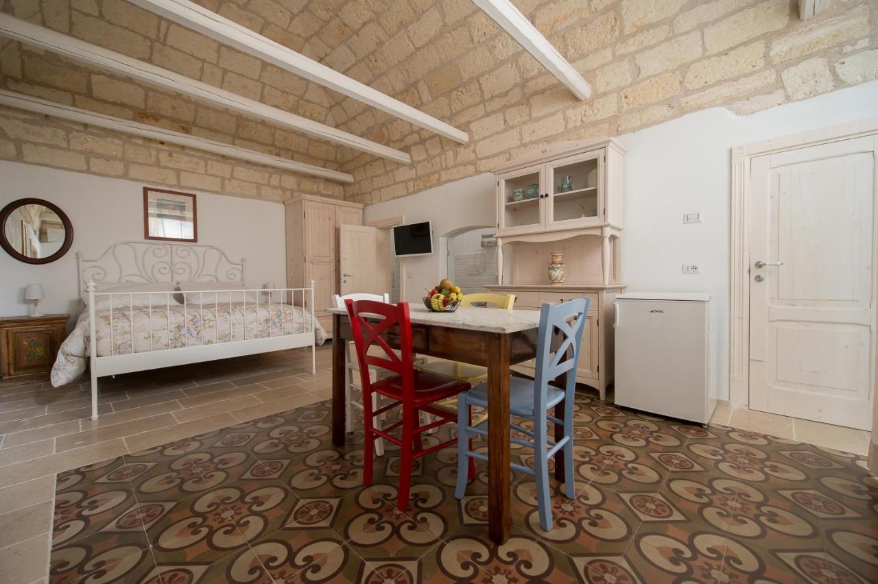 Ai Cappuccini Guest House Noicàttaro Buitenkant foto