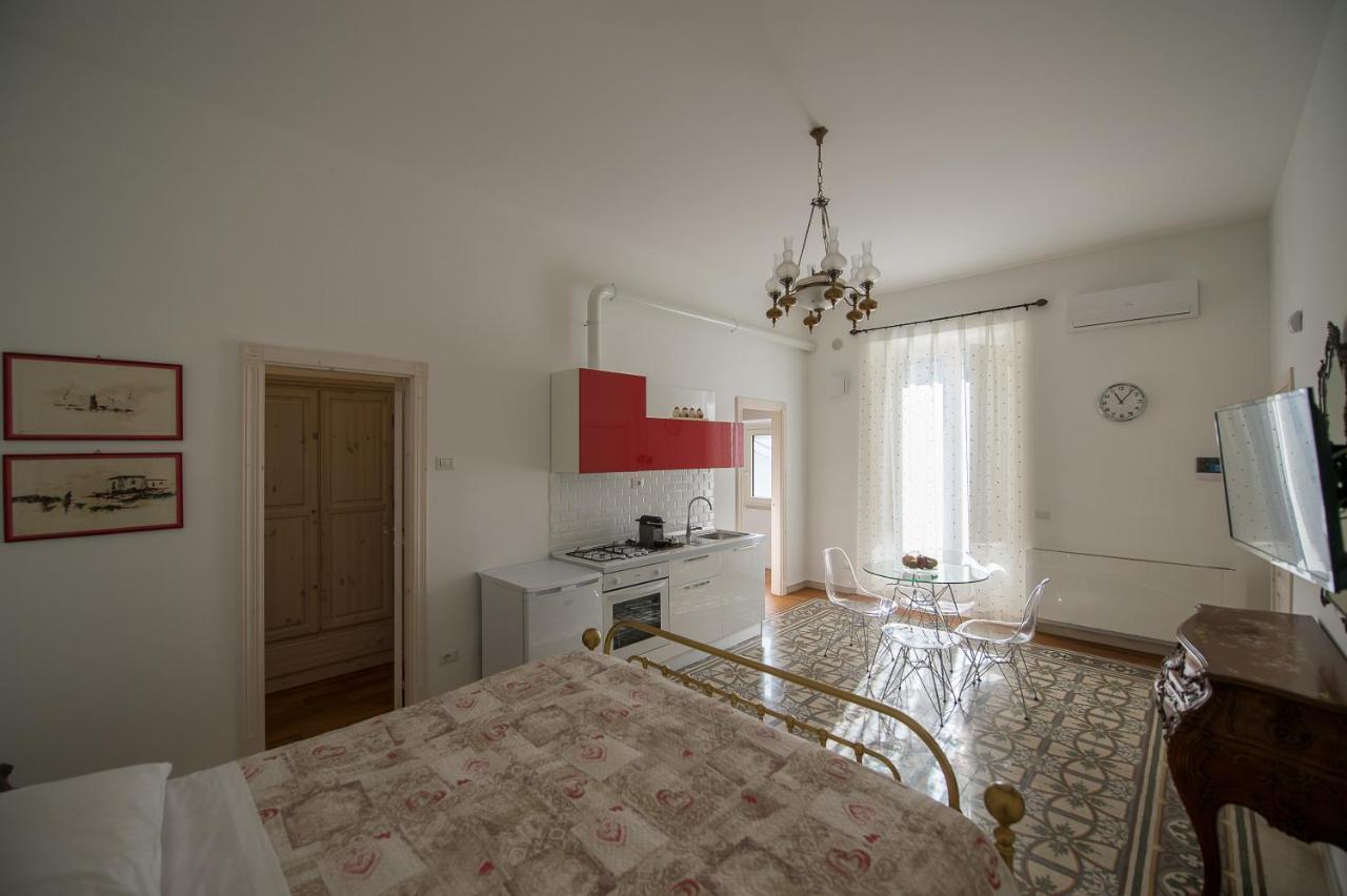 Ai Cappuccini Guest House Noicàttaro Buitenkant foto