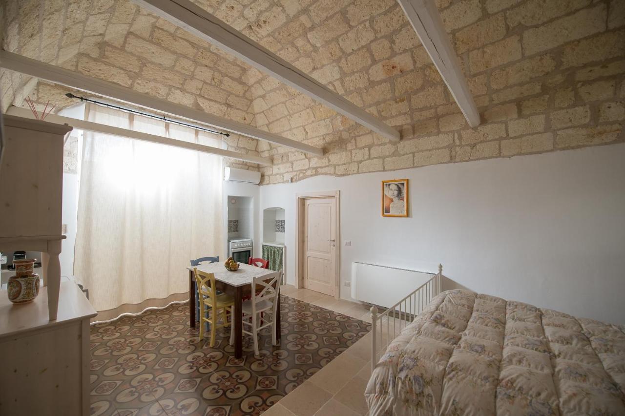 Ai Cappuccini Guest House Noicàttaro Buitenkant foto