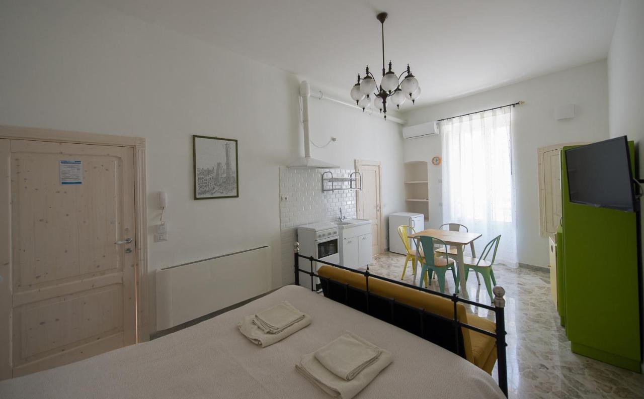 Ai Cappuccini Guest House Noicàttaro Buitenkant foto